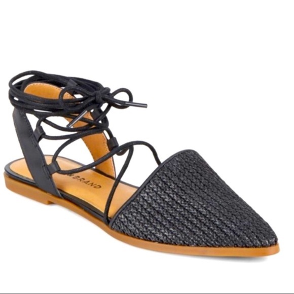 Lucky Brand Mackneill Black Pointed Toe Lace Up Flat Sandals - Picture 3 of 8